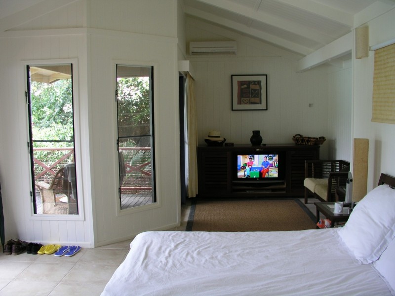 Bure 1 Palm Bay, Long Island QLD 4741