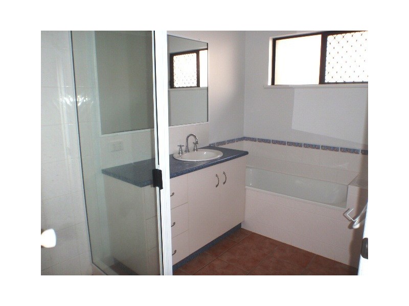 8 Wahoo Crt, Jubilee Pocket QLD 4802