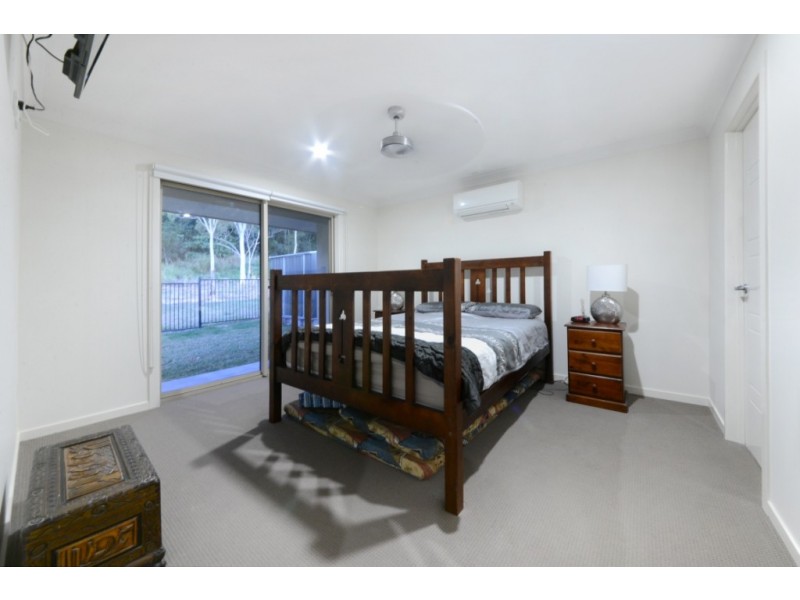 37 Endeavour Circuit, Cannonvale QLD 4802