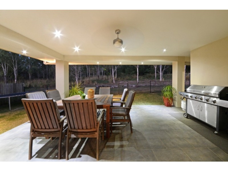 37 Endeavour Circuit, Cannonvale QLD 4802