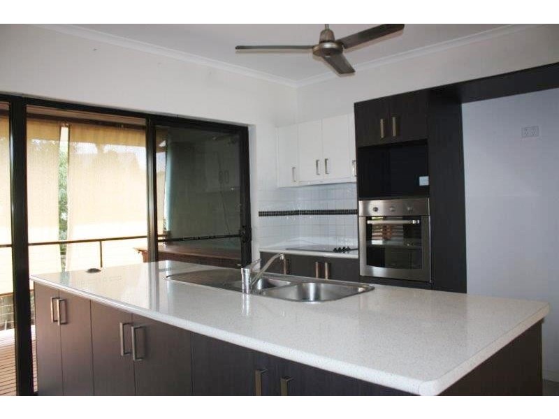 5/25 Abell Road, Cannonvale QLD 4802