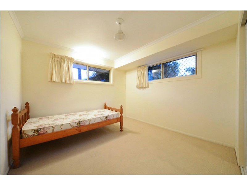 4/10 Erromango Drive, Jubilee Pocket QLD 4802