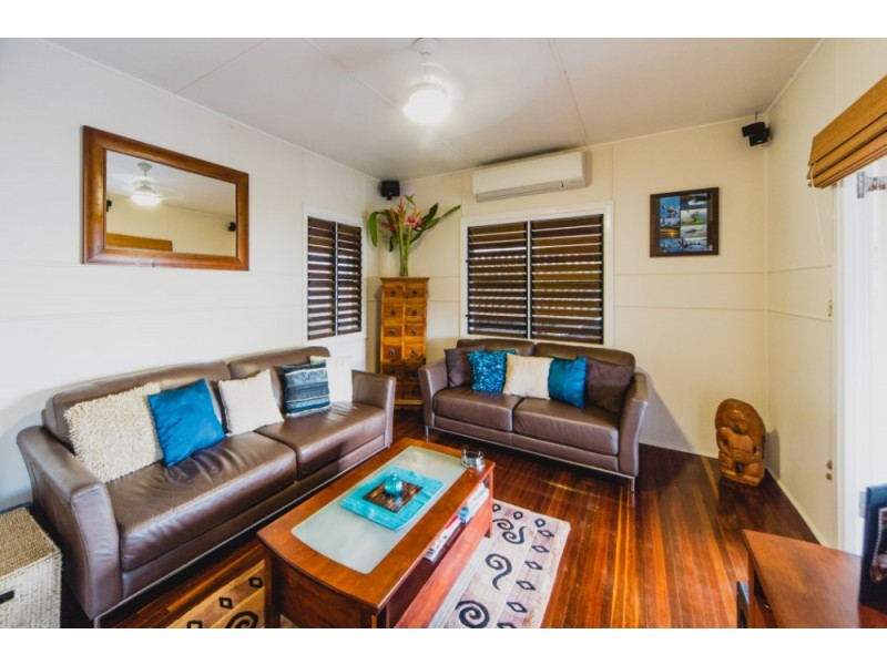 4 Broadwater Avenue, Airlie Beach QLD 4802