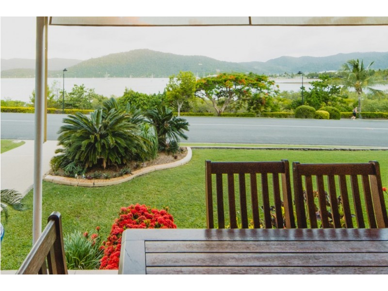 4 Broadwater Avenue, Airlie Beach QLD 4802