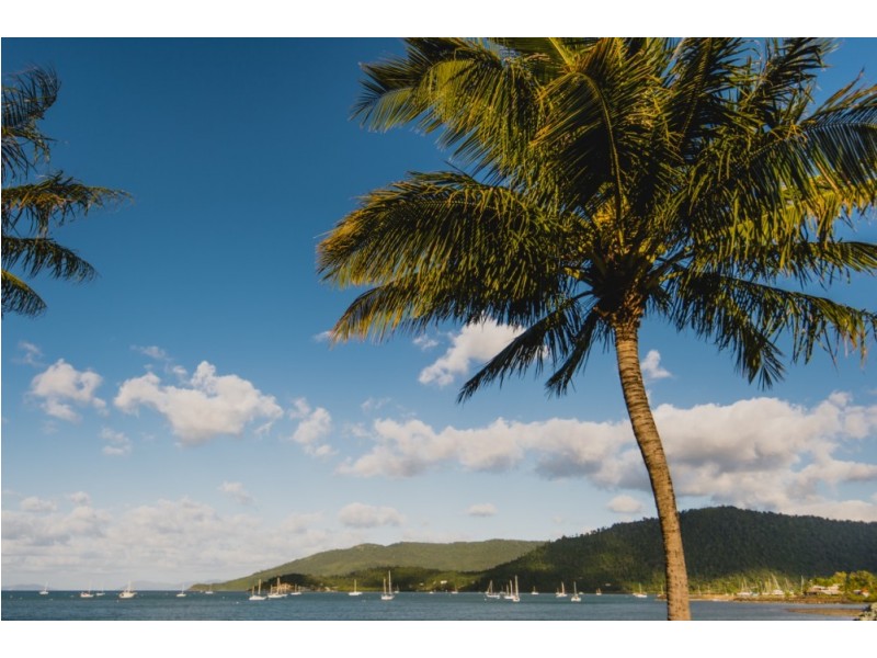 4 Broadwater Avenue, Airlie Beach QLD 4802