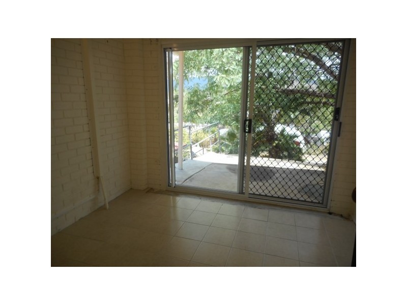 33 South Molle Boulevard, Cannonvale QLD 4802