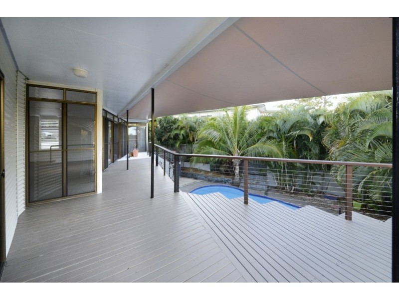 17 Stewart Drive, Cannonvale QLD 4802