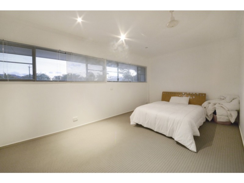 17 Stewart Drive, Cannonvale QLD 4802