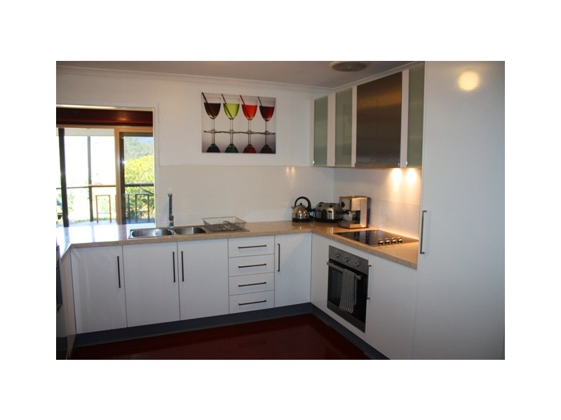 31 South Molle Boulevard, Cannonvale QLD 4802