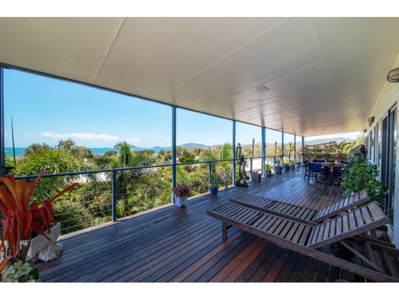 13 Roseric Crescent, Hideaway Bay QLD 4800
