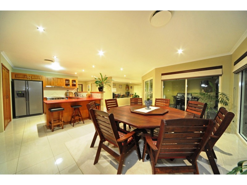 101 Kookaburra Drive, Cannon Valley QLD 4800