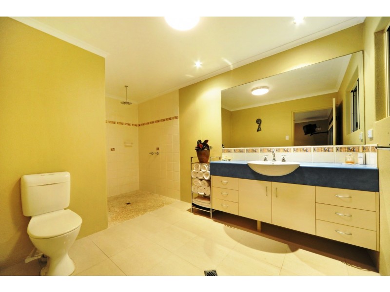 101 Kookaburra Drive, Cannon Valley QLD 4800