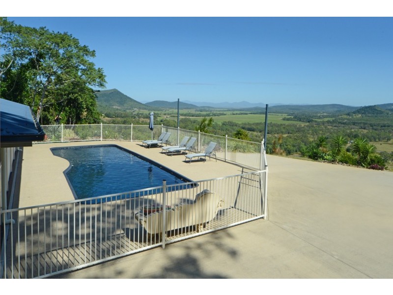 101 Kookaburra Drive, Cannon Valley QLD 4800