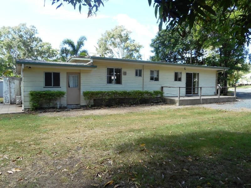 2 Picaninni Close, Cannonvale QLD 4802