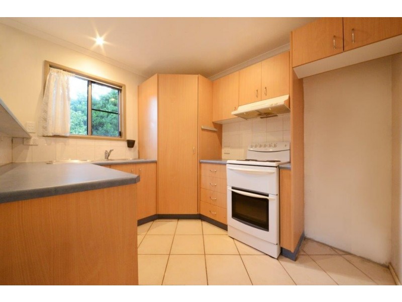 2 Picaninni Close, Cannonvale QLD 4802