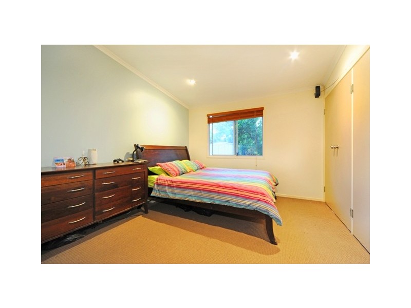 2 Picaninni Close, Cannonvale QLD 4802