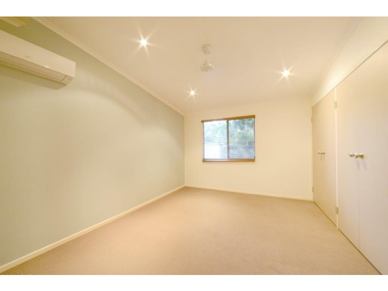 2 Picaninni Close, Cannonvale QLD 4802