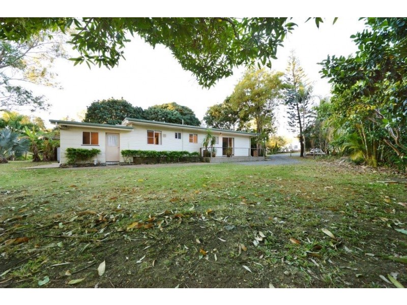 2 Picaninni Close, Cannonvale QLD 4802