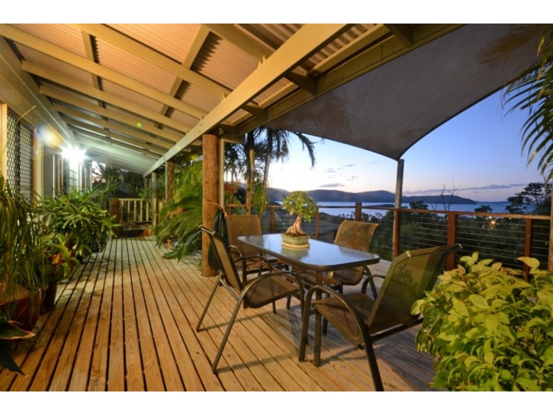 5 Gregory Court, Cannonvale QLD 4802