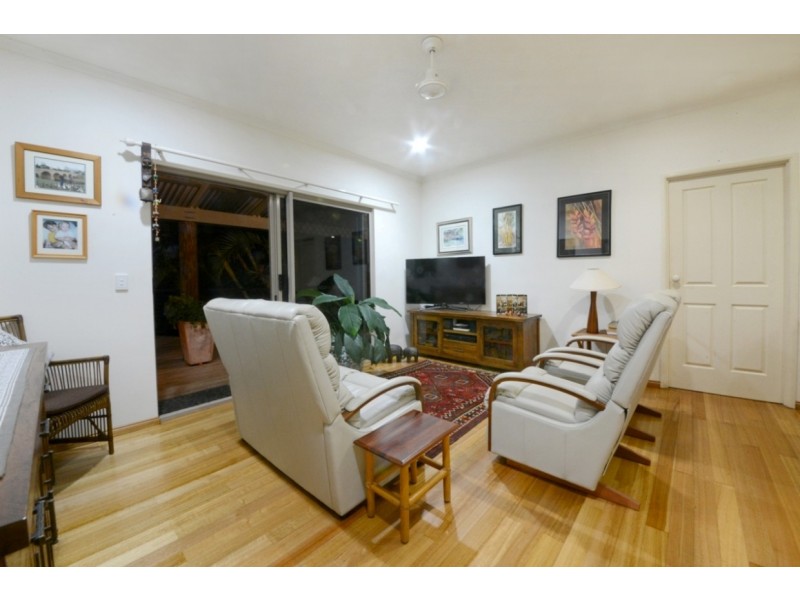 5 Gregory Court, Cannonvale QLD 4802