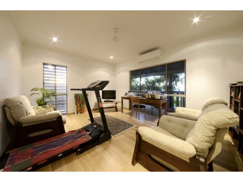 5 Gregory Court, Cannonvale QLD 4802