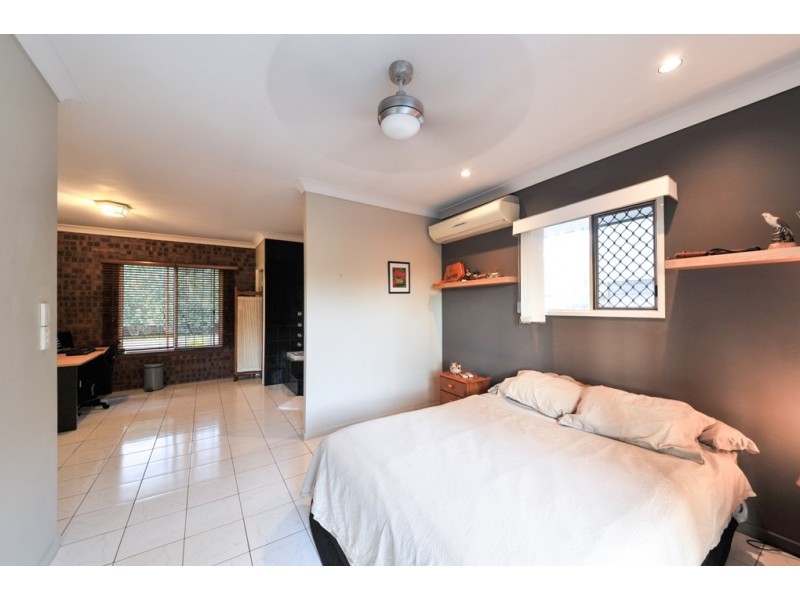 16 Panoramic Court, Cannonvale QLD 4802