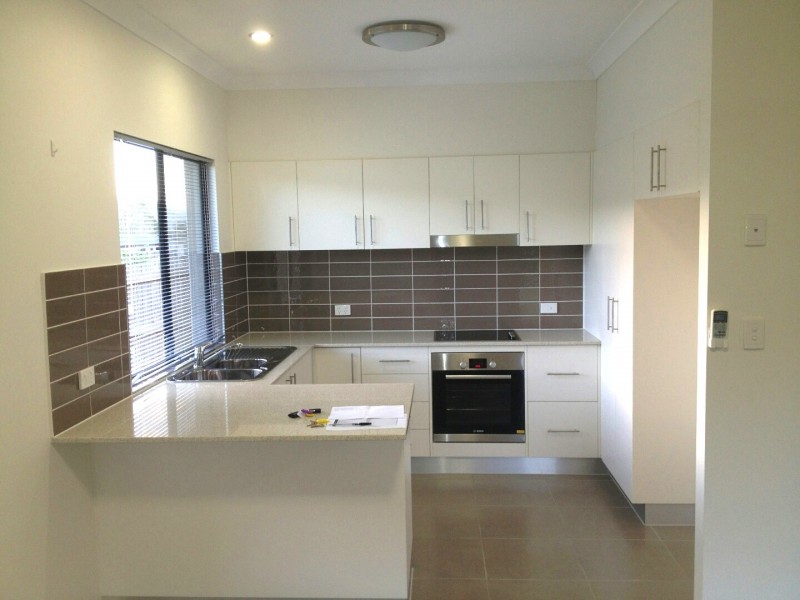 1 Flinders Court, Cannonvale QLD 4802
