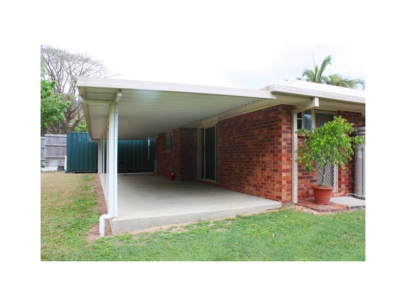 6 Esk Terrace, Cannonvale QLD 4802