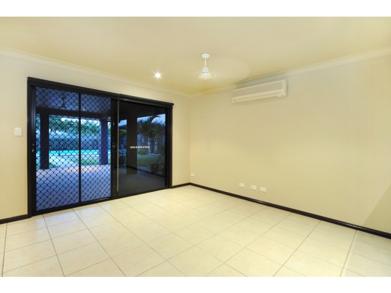 32 Sanctuary Avenue, Jubilee Pocket QLD 4802