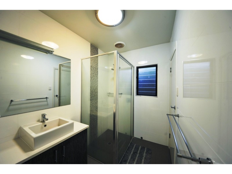 80 Abell Road, Cannonvale QLD 4802