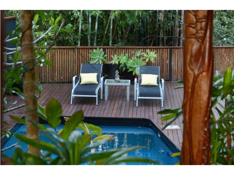 20 Macona Crescent, Cannonvale QLD 4802