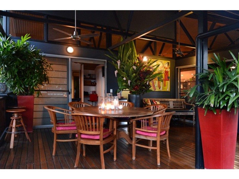 20 Macona Crescent, Cannonvale QLD 4802