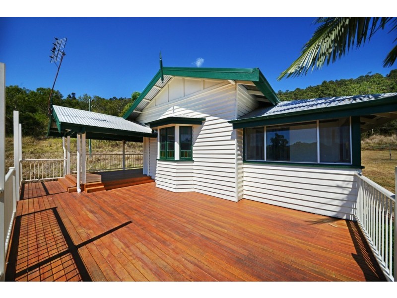 227 Sugarloaf Road, Sugarloaf QLD 4800