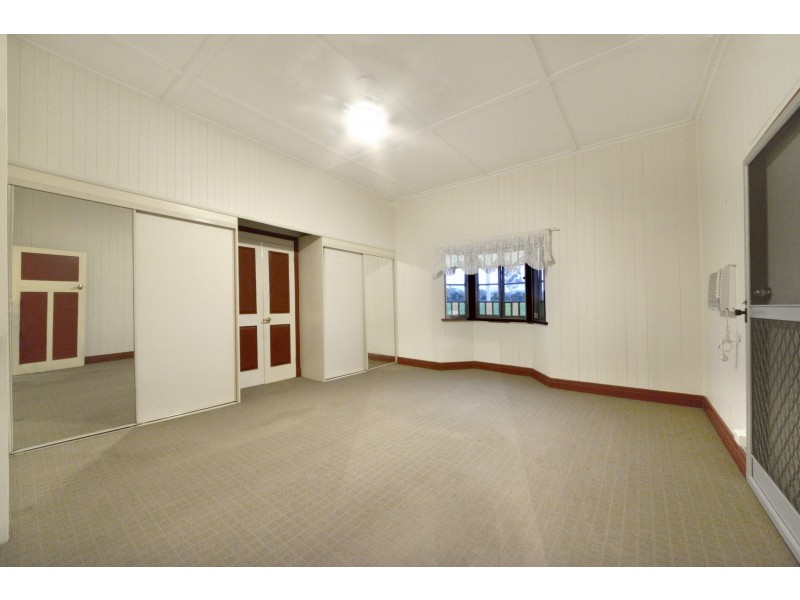227 Sugarloaf Road, Sugarloaf QLD 4800