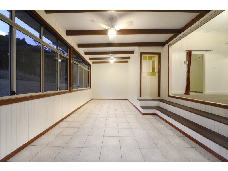 227 Sugarloaf Road, Sugarloaf QLD 4800