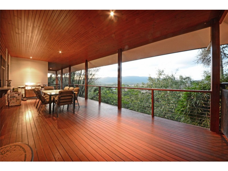 132 Stanley Drive, Cannonvale QLD 4802