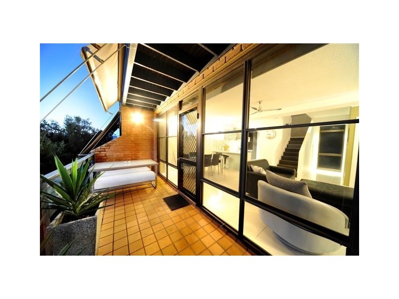 17/2 Lewis St, Airlie Beach QLD 4802