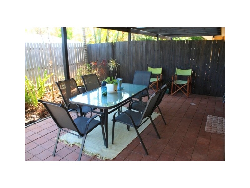 1/18 Banksia Court, Cannonvale QLD 4802