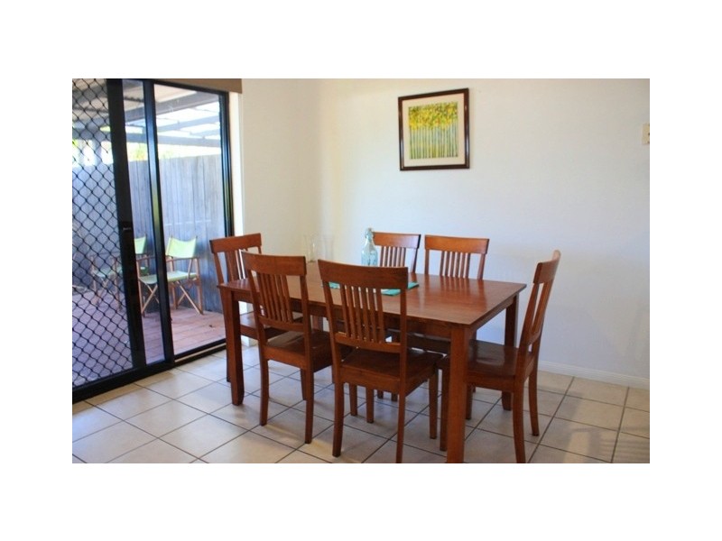 1/18 Banksia Court, Cannonvale QLD 4802