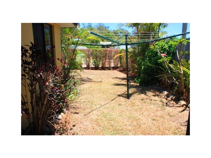 1/18 Banksia Court, Cannonvale QLD 4802