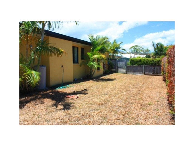 1/18 Banksia Court, Cannonvale QLD 4802