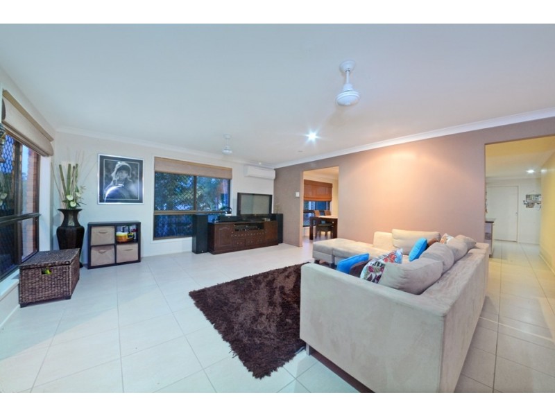 3 Arundel Court, Cannonvale QLD 4802