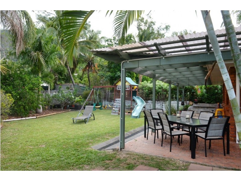 3 Arundel Court, Cannonvale QLD 4802