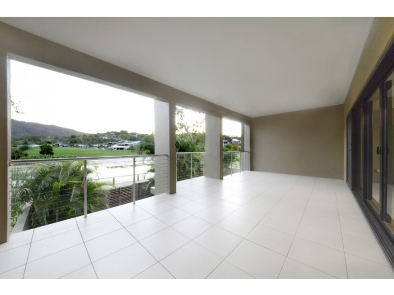 46 Abell Road, Cannonvale QLD 4802
