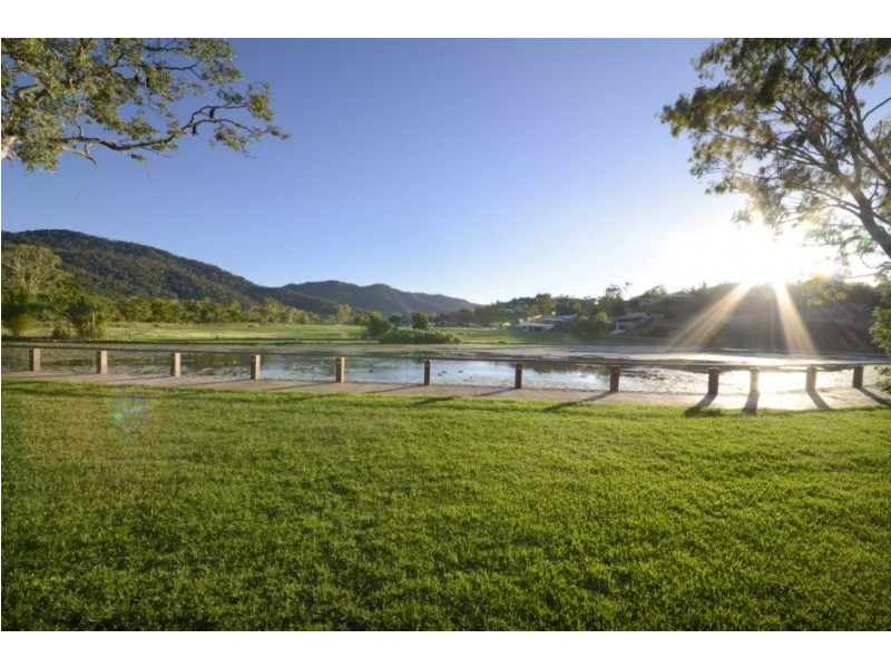 46 Abell Road, Cannonvale QLD 4802