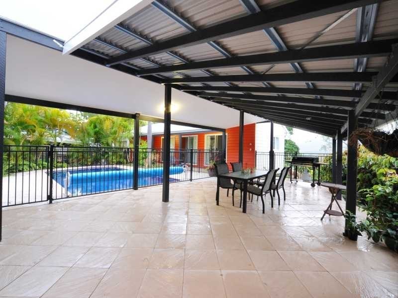 18 Illawong Street, Cannonvale QLD 4802