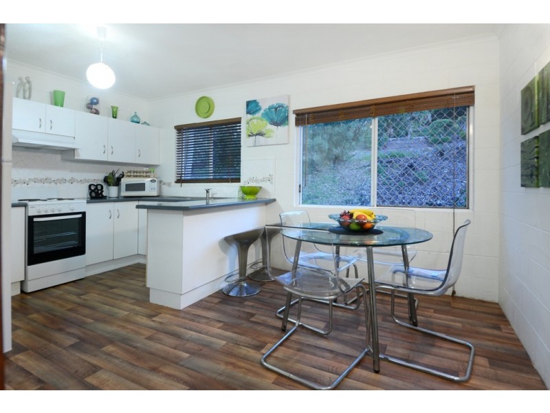 11/3 Eshelby Drive, Cannonvale QLD 4802