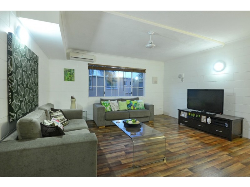 11/3 Eshelby Drive, Cannonvale QLD 4802