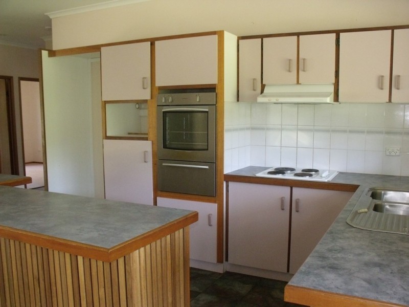 4 Stormvogel Drive, Mandalay QLD 4802