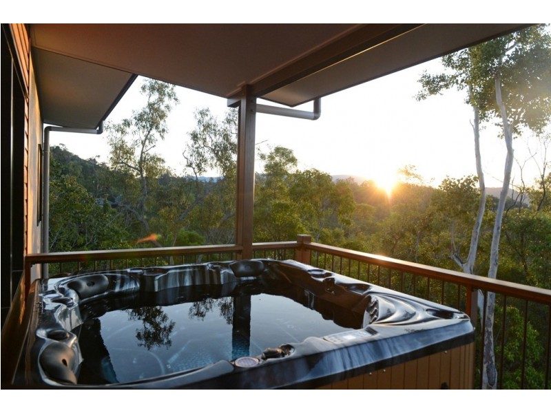 12/13 Border Drive, Cannonvale QLD 4802